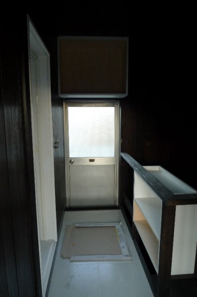 P1640885-1