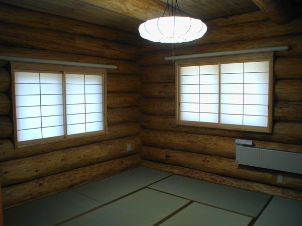 和室と畳もログと調和します。　